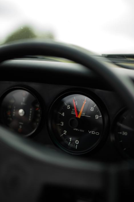 Illustration for article titled What It's Really Like To Own A Vintage Air-Cooled Porsche 911
